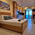 Blue Haven Seafront Апартаменты *