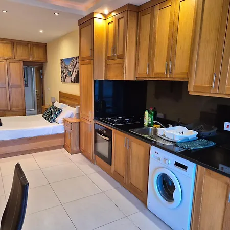 Blue Haven Seafront * Marsalforn