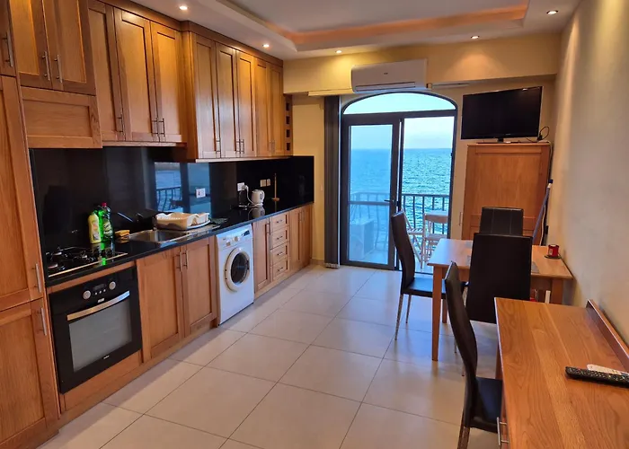 Blue Haven Seafront * Marsalforn